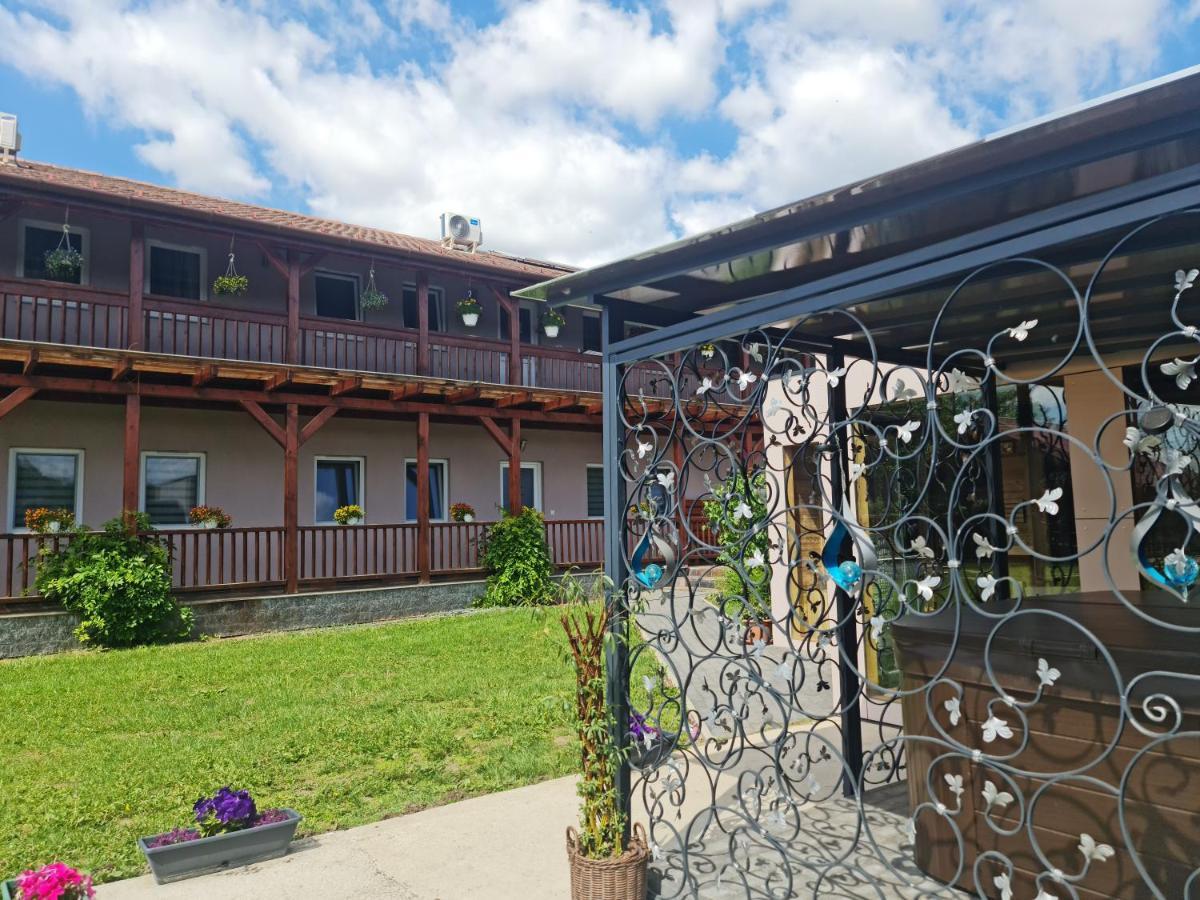Sweet Life Wellness Apartments Egerszalók Exterior foto
